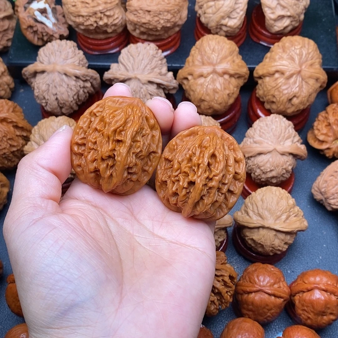 文玩核桃把件40虎头