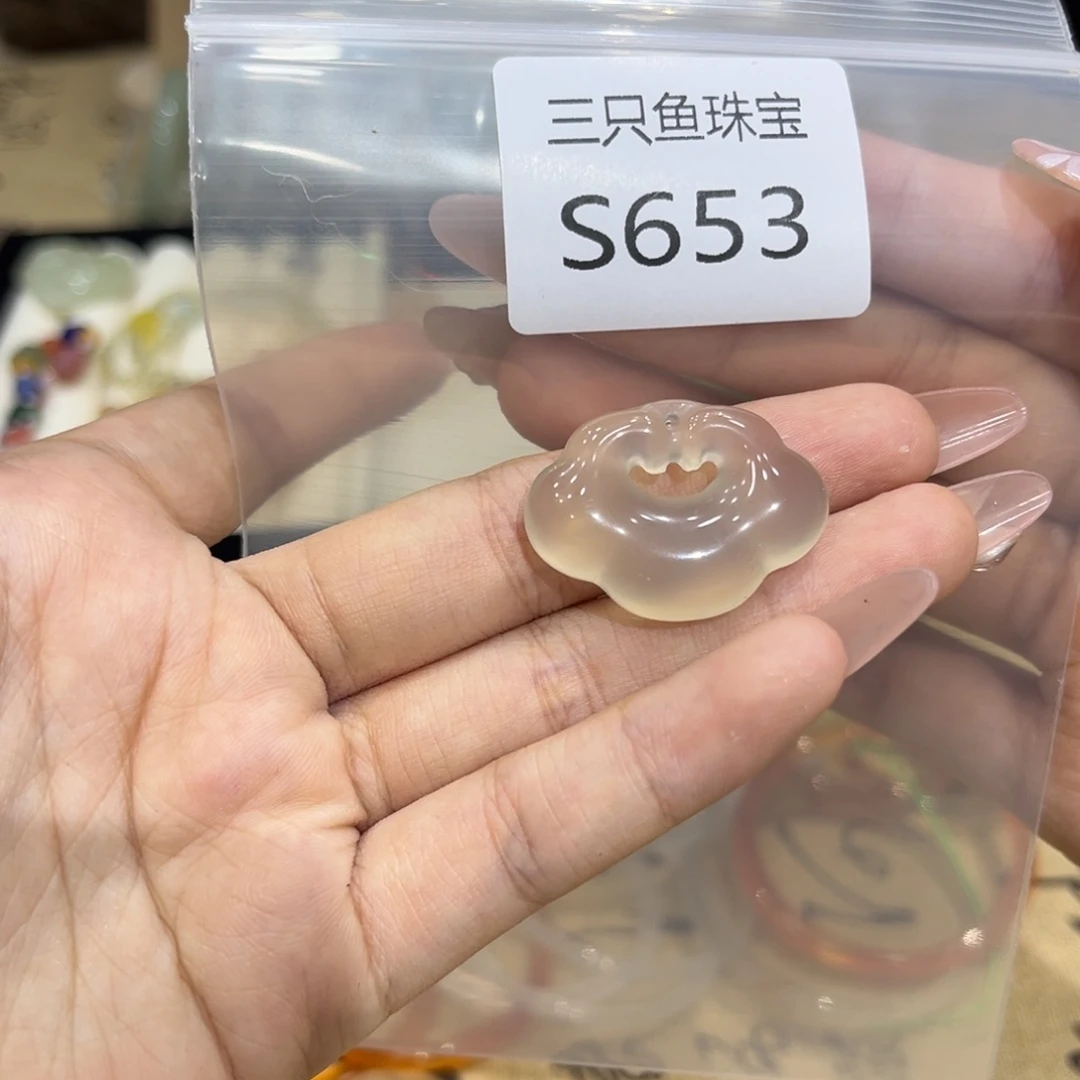 玛瑙/玉髓颈饰未镶嵌