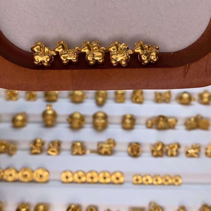 0.71克，五福马编绳联系后台