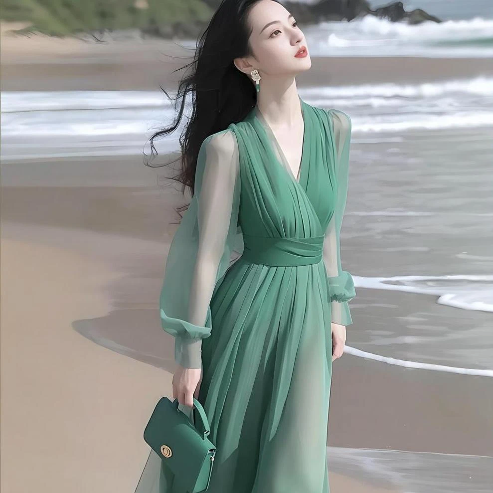 春季出游温柔绝美长裙女优雅法式轻奢高级感绿色雪纺长款连衣裙