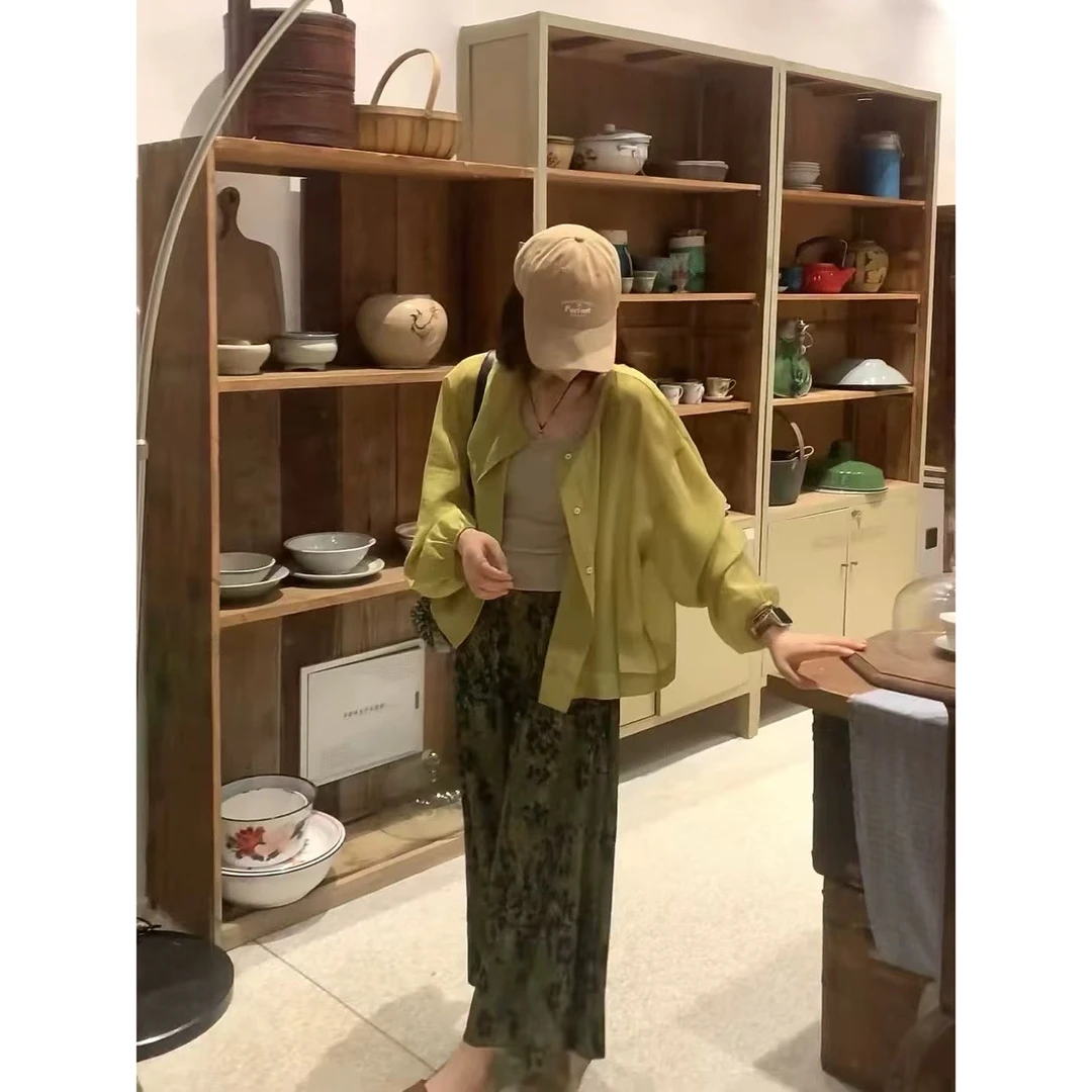 “爱丽丝仙境” 显白简约防晒套装