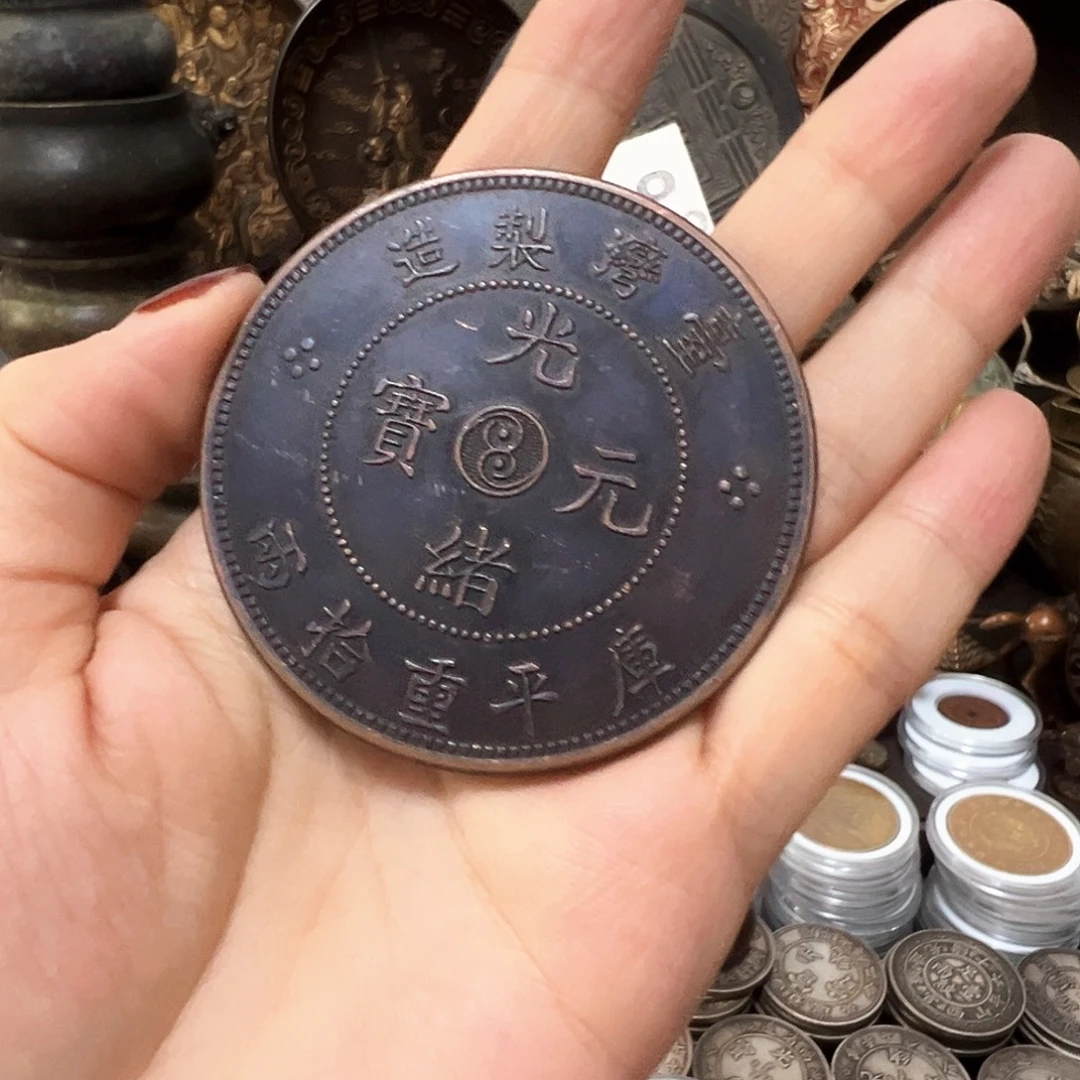 金属复古风格摆件