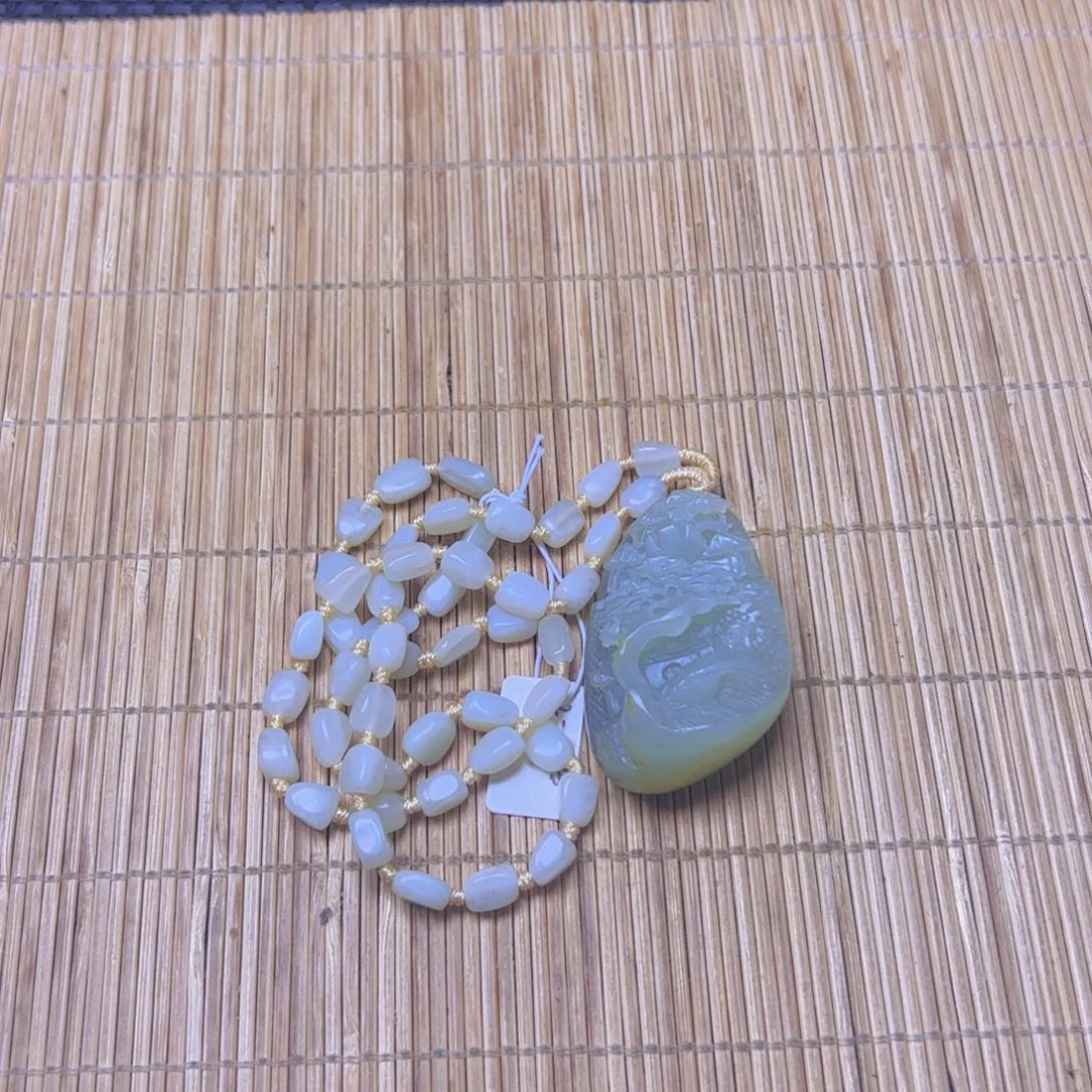 未镶嵌和田玉挂件