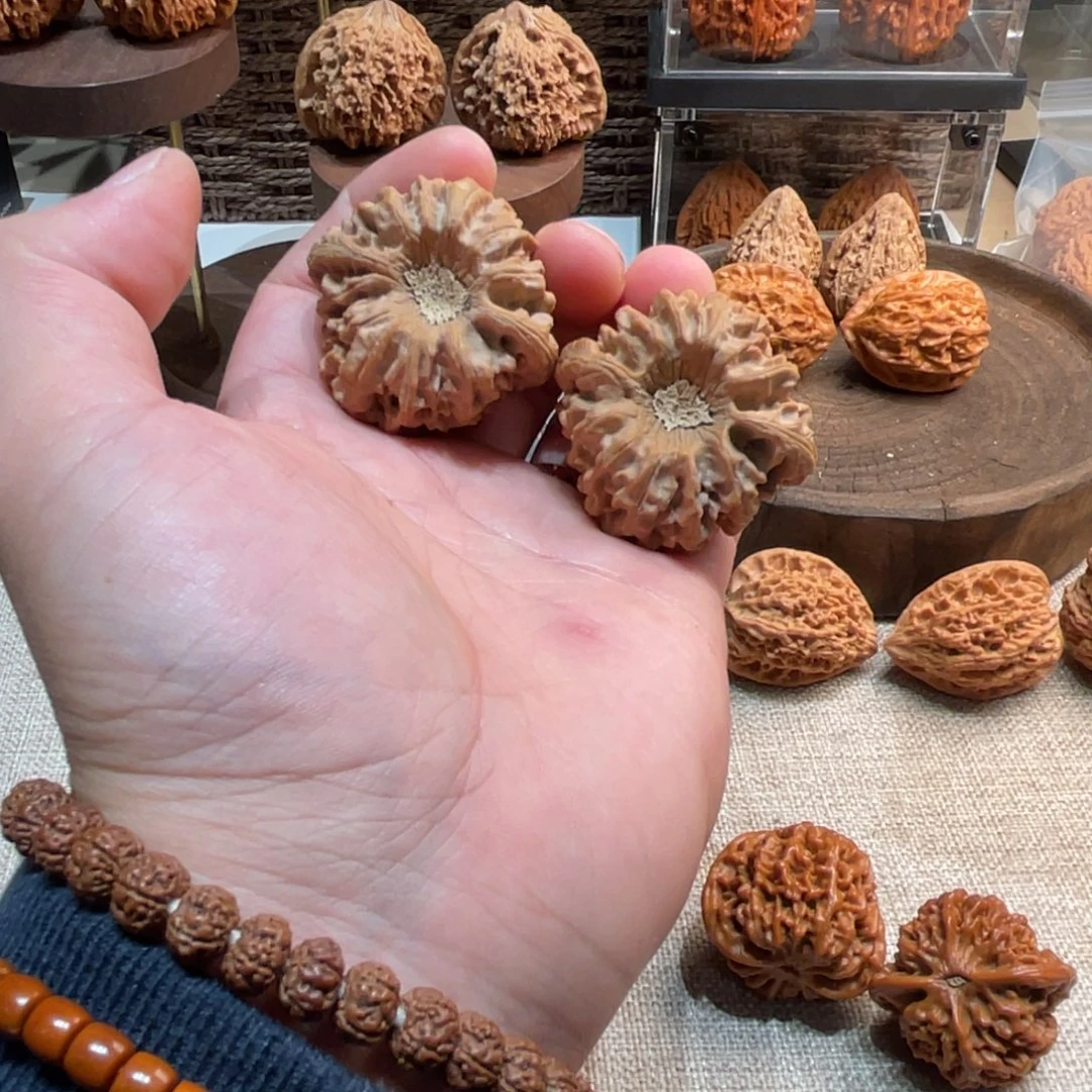 干***株把件文玩核桃45龙门涧