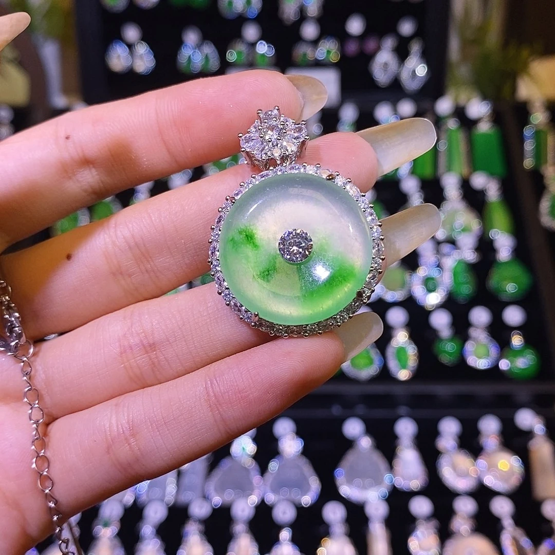 玛瑙/玉髓颈饰合金