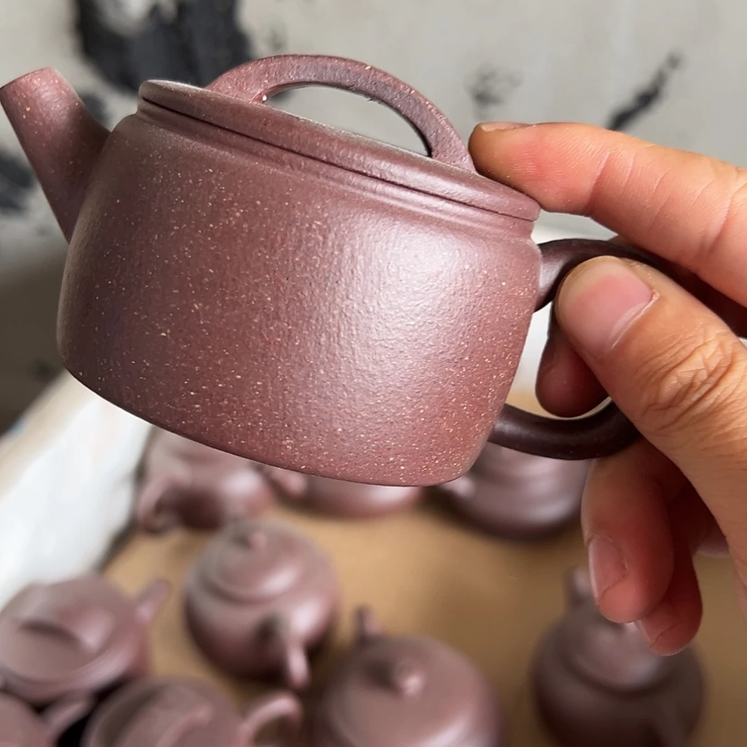 茶壶紫砂紫砂的味道很