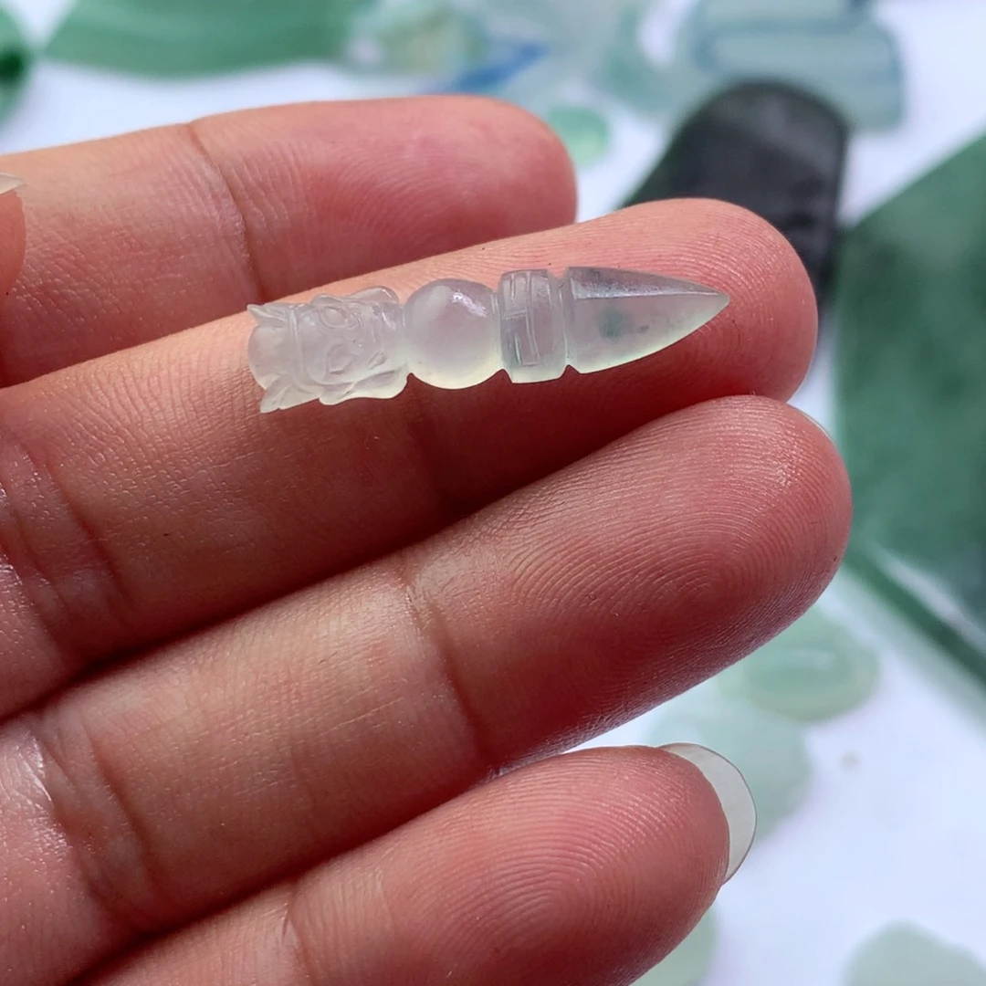 定制翡翠未镶嵌包工