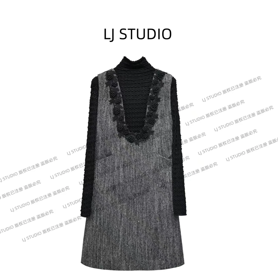 《56号丞丞》针织黑色百搭黑色秋冬气质拼接设计师中长连衣裙30413