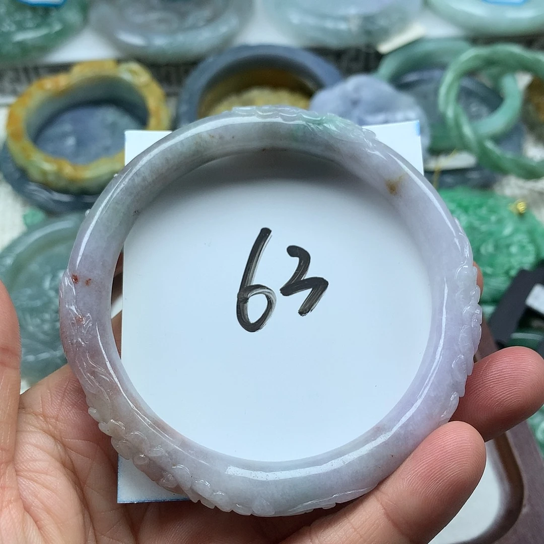 翡翠未镶嵌手镯复古风格