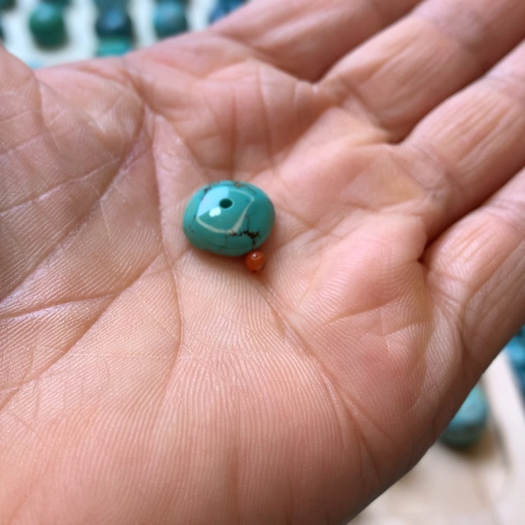 南红玛瑙未镶嵌珠宝奇石