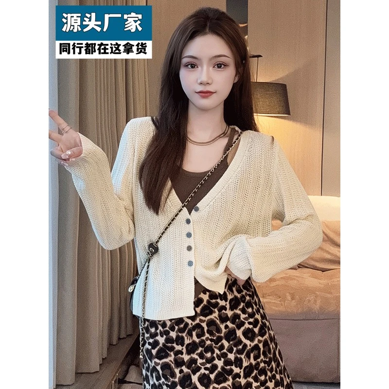 梵乐芬250斤大码女装春秋新款显瘦撞色假两件设计感针织衫韩版长