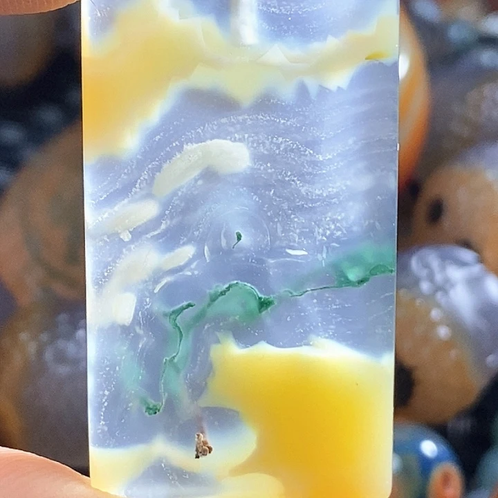 千***山未镶嵌颈饰玛瑙/玉髓
