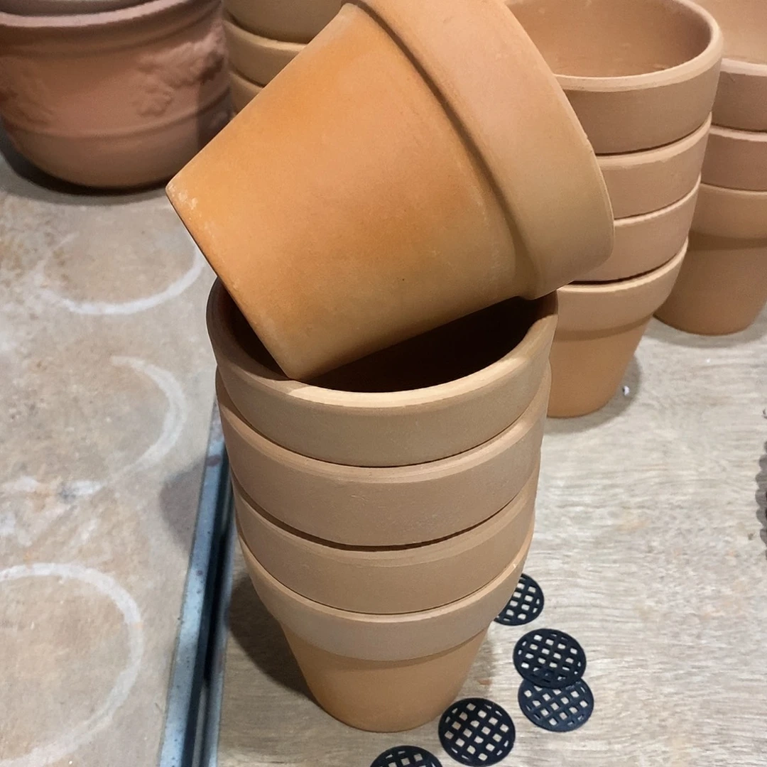 瑕疵红陶8×8-5