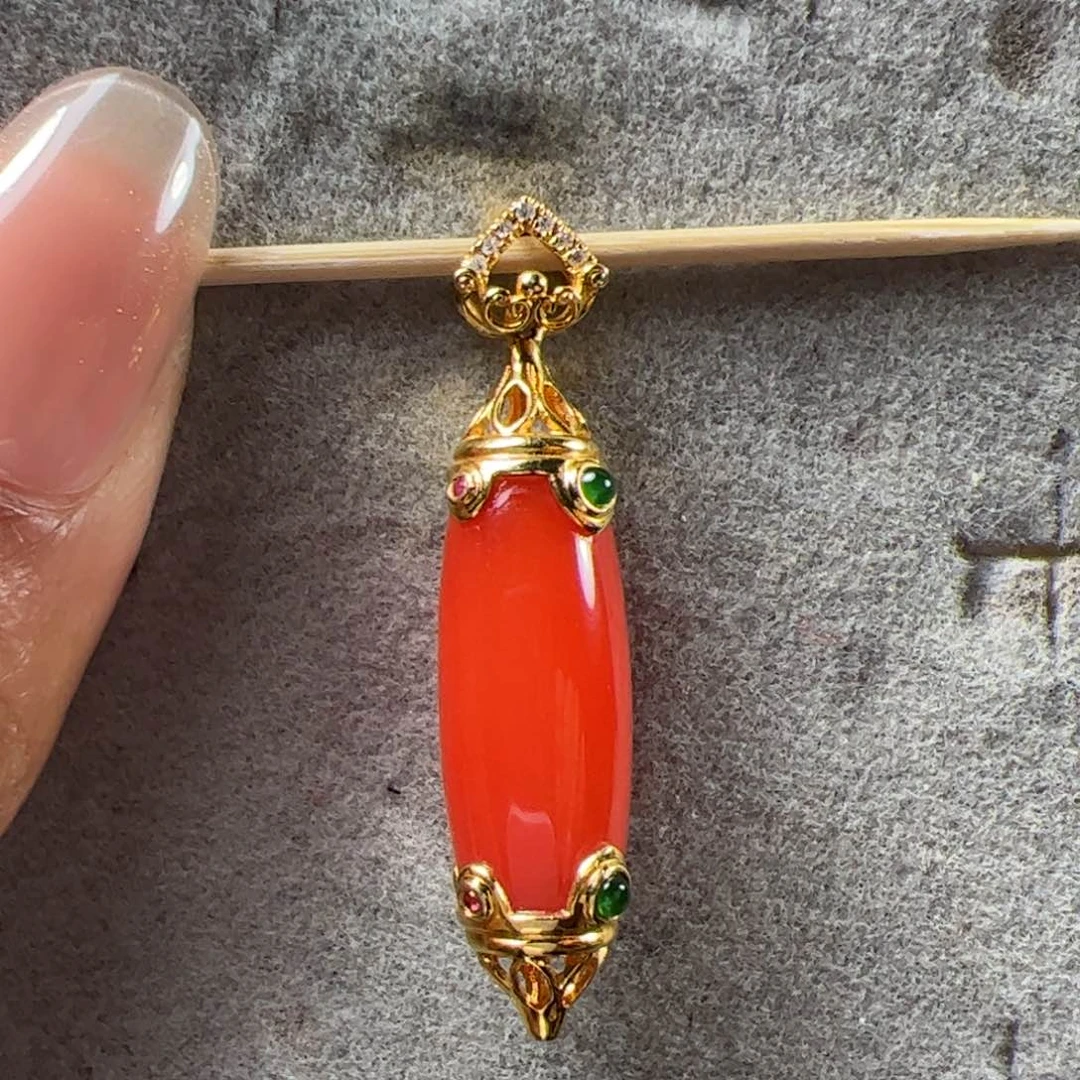 南红玛瑙锁骨项链18K金镶嵌