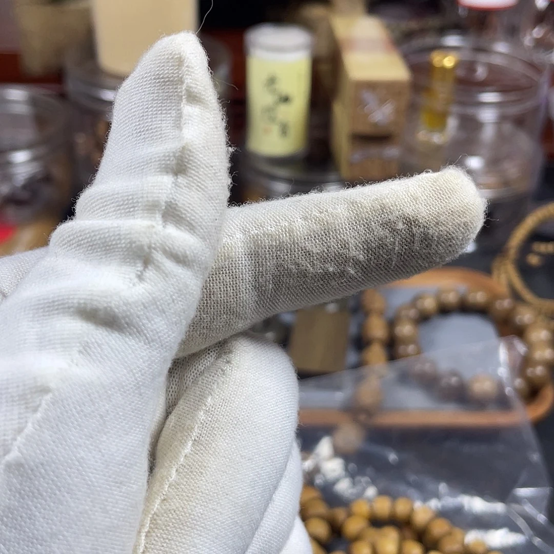 檀香木清****）不知道什么