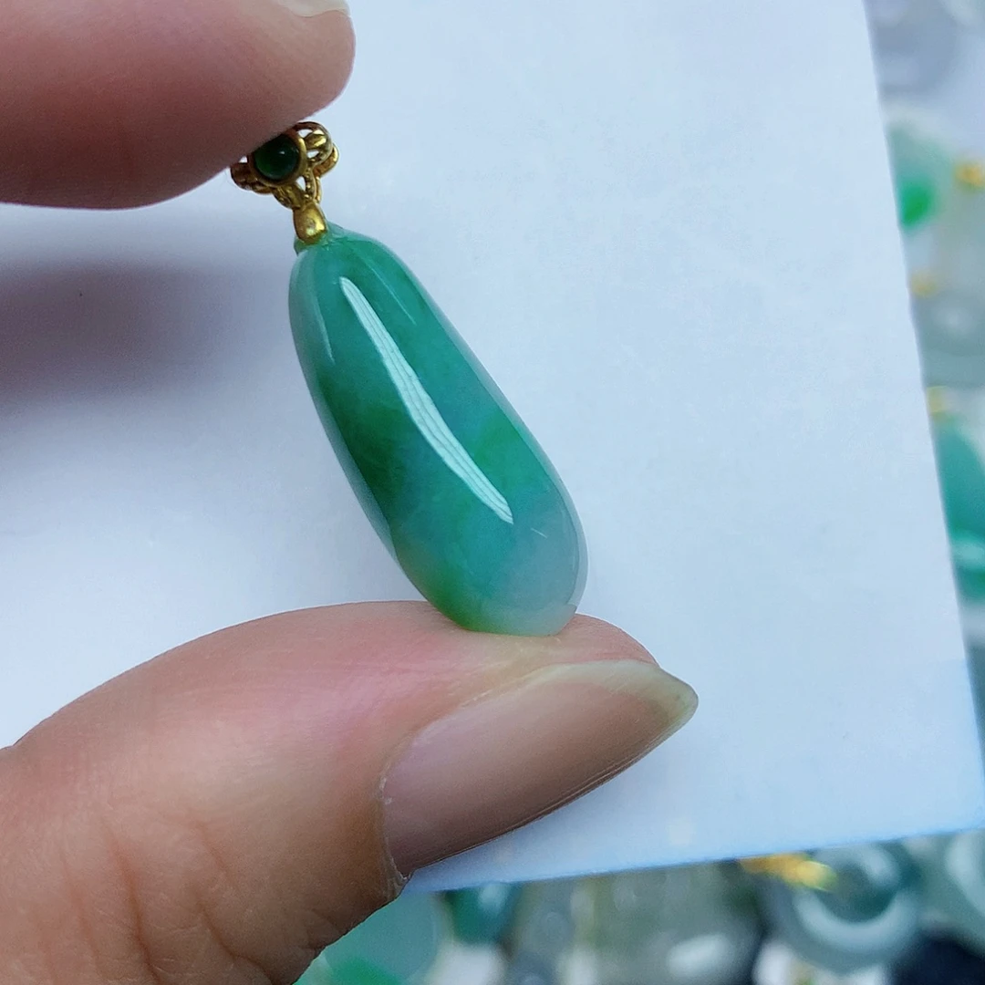 翡翠未镶嵌颈饰356788