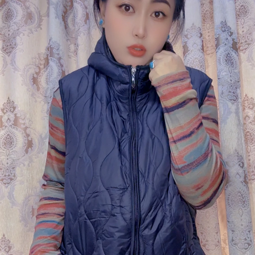 666男女同款轻薄棉服马甲冬季拉链无袖休闲百搭连帽马甲