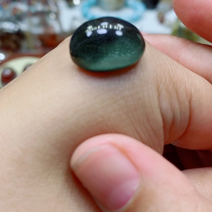 未镶嵌颈饰水晶水晶