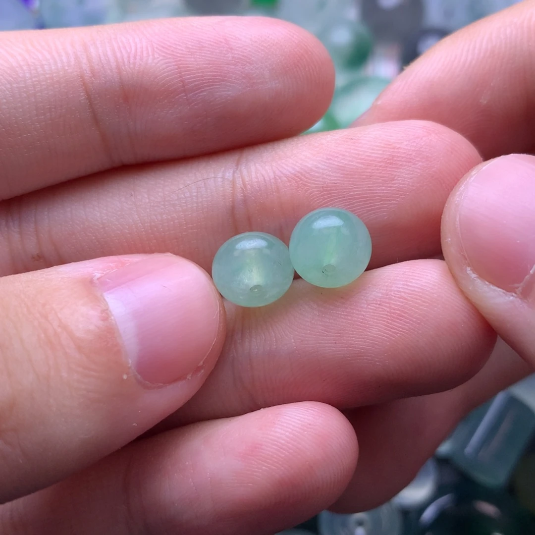 定制翡翠未镶嵌挂件