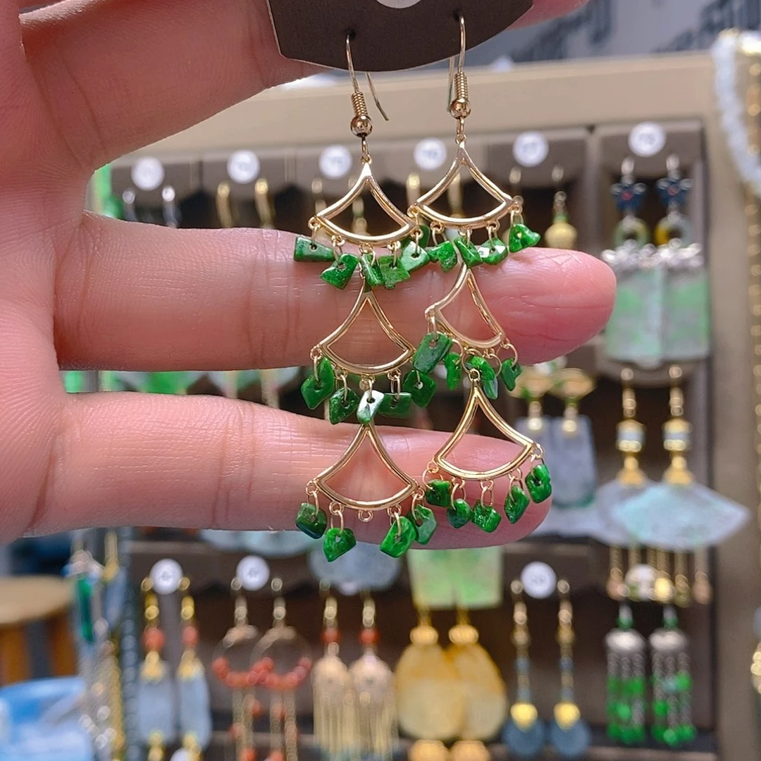 未镶嵌翡翠耳饰翡翠