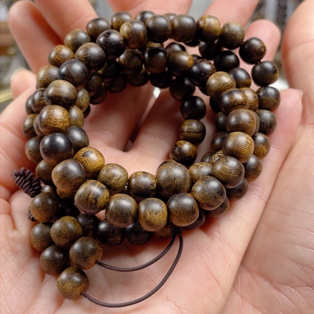 沉香手串小*小越南芽庄老白棋玉化老料满瘤疤0.8×108