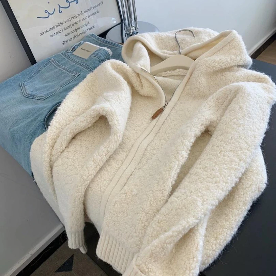【奶油泡芙】韩系简约秋冬季连帽羊羔白色针织衫外套加厚高级感上衣