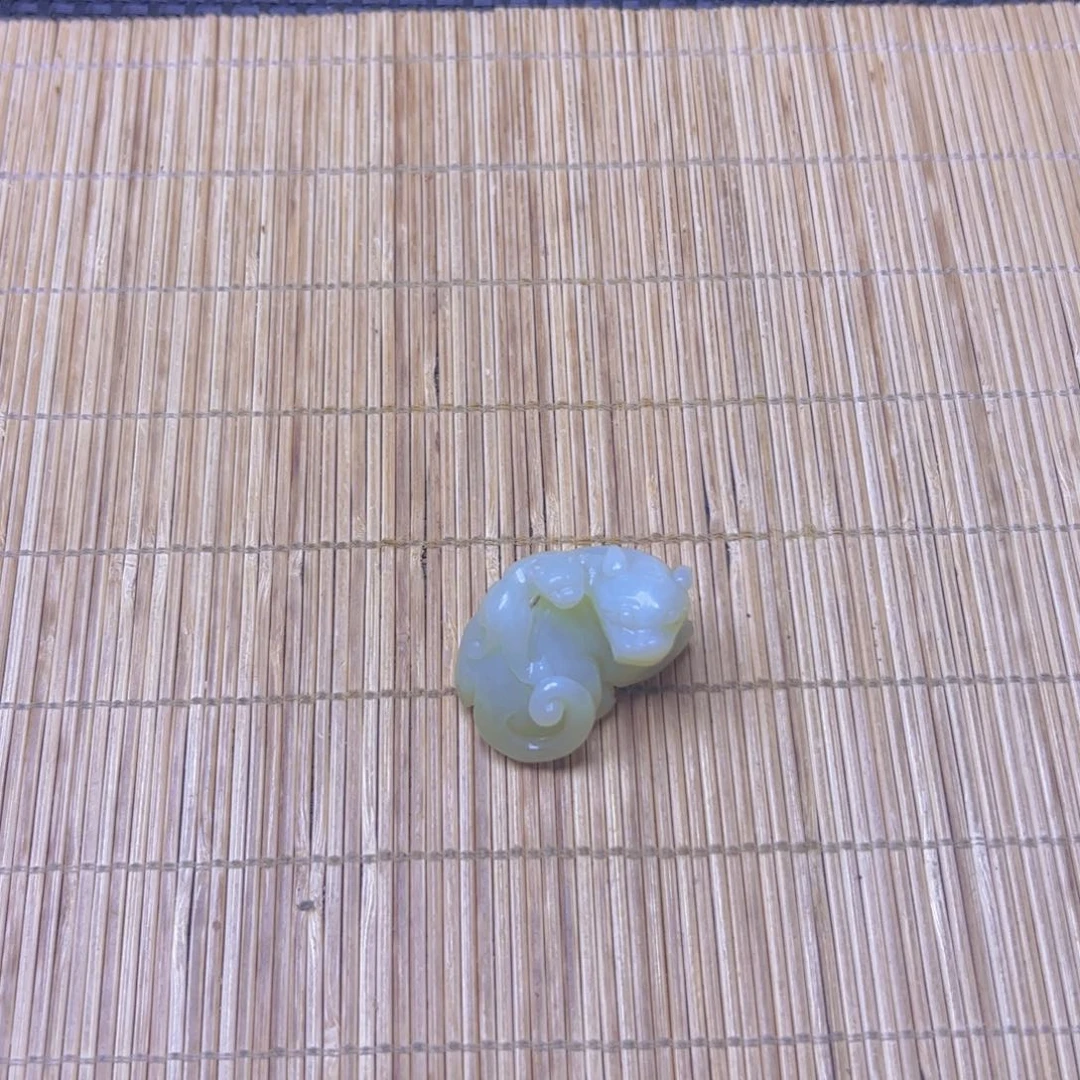 未镶嵌和田玉挂件