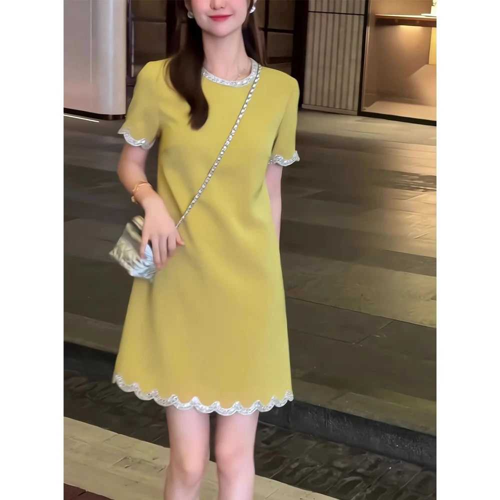 高级感轻奢风梨形身材连衣裙女夏新款设计感宽松显瘦设计感裙子潮