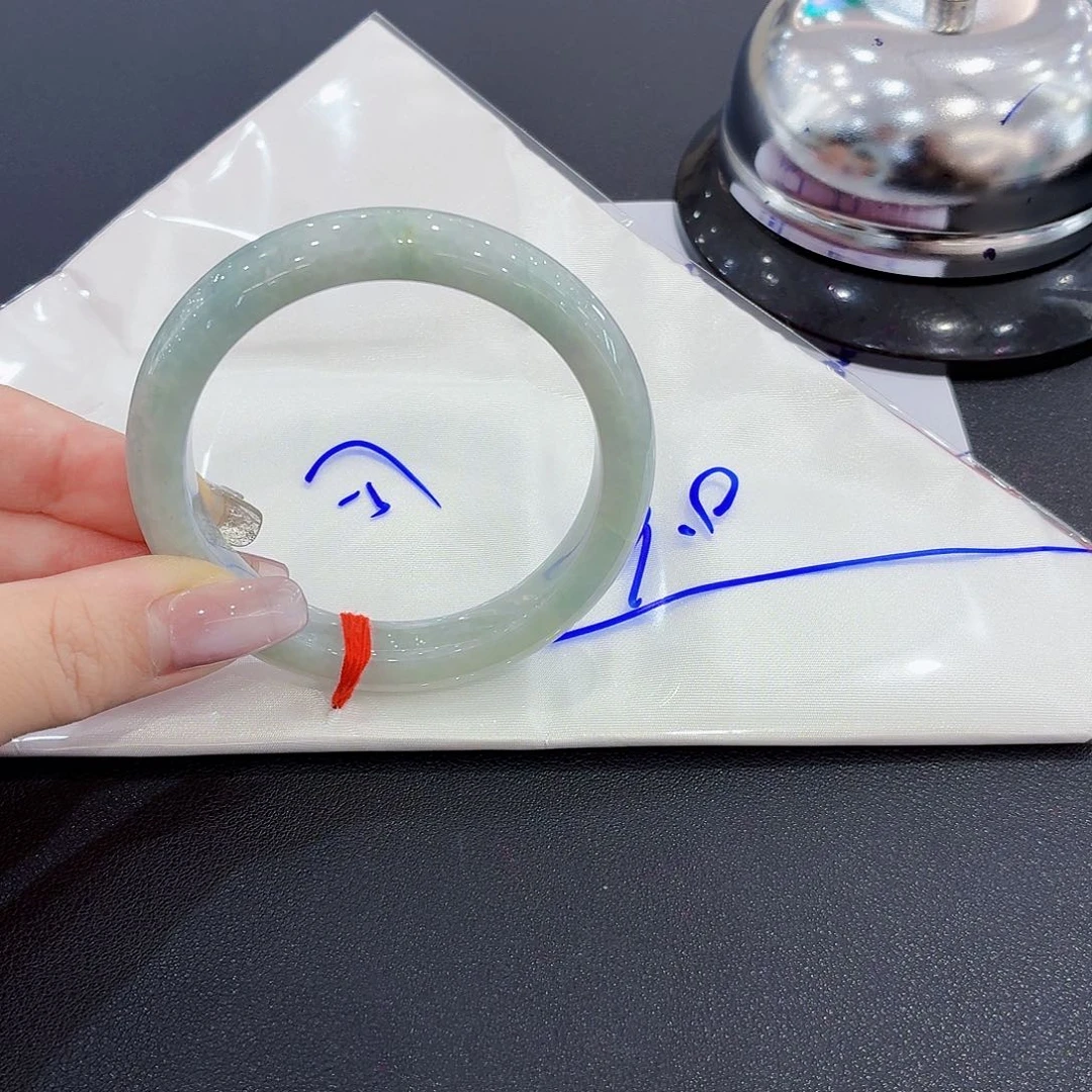 翡翠未镶嵌手镯天然缅甸翡翠手镯57