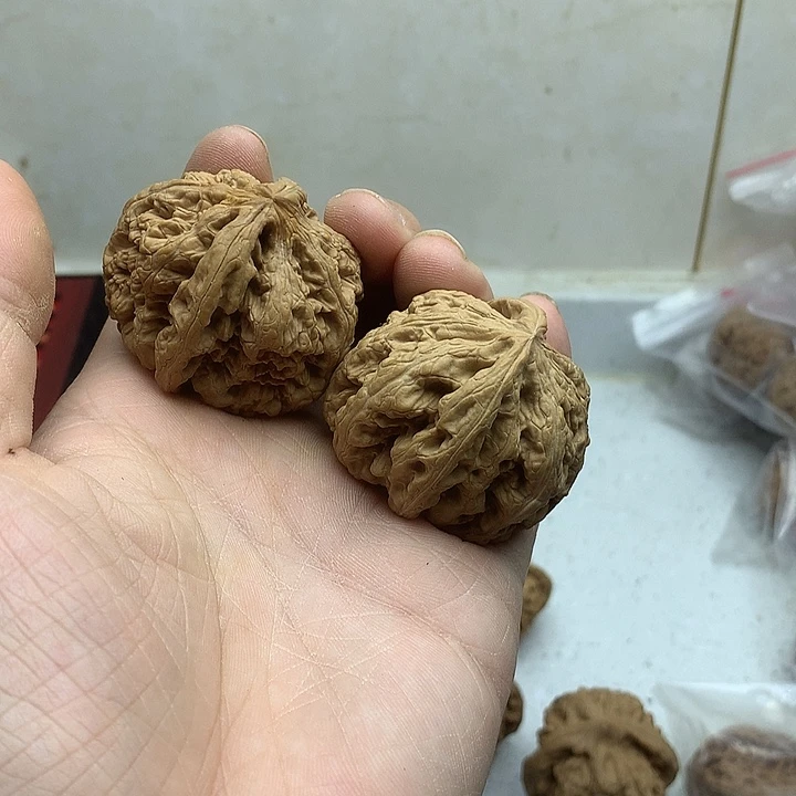 （***）文玩核桃吊坠大粗筋异形