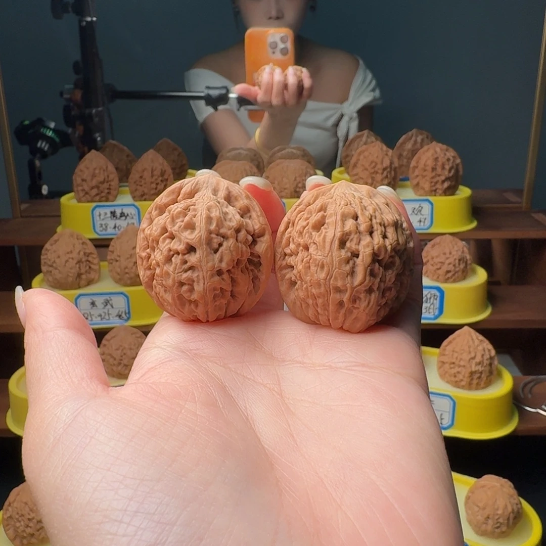 吊坠文玩核桃37.5莲花(有修)