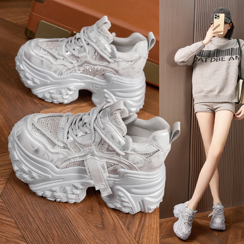 小个子小白鞋女内增高9cm新款春季厚底老爹鞋时尚水钻运动休闲鞋