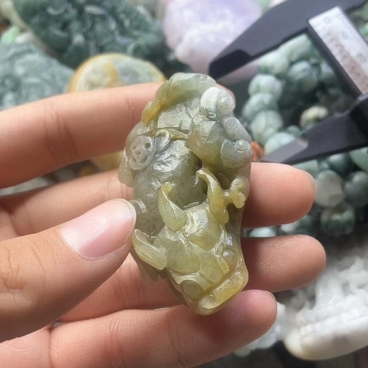 定制翡翠未镶嵌天然翡翠