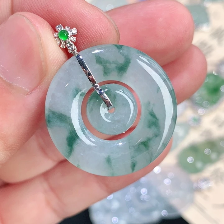 翡翠18K金镶嵌吊坠(不含链)冰飘花母子扣吊坠