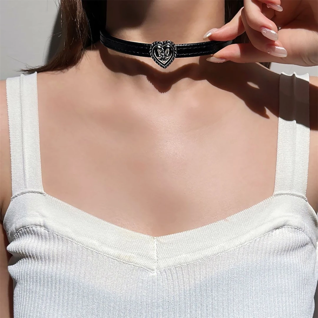 高级感做旧款复古颈链黑色皮革choker项圈暗黑朋克风亚文化锁骨链