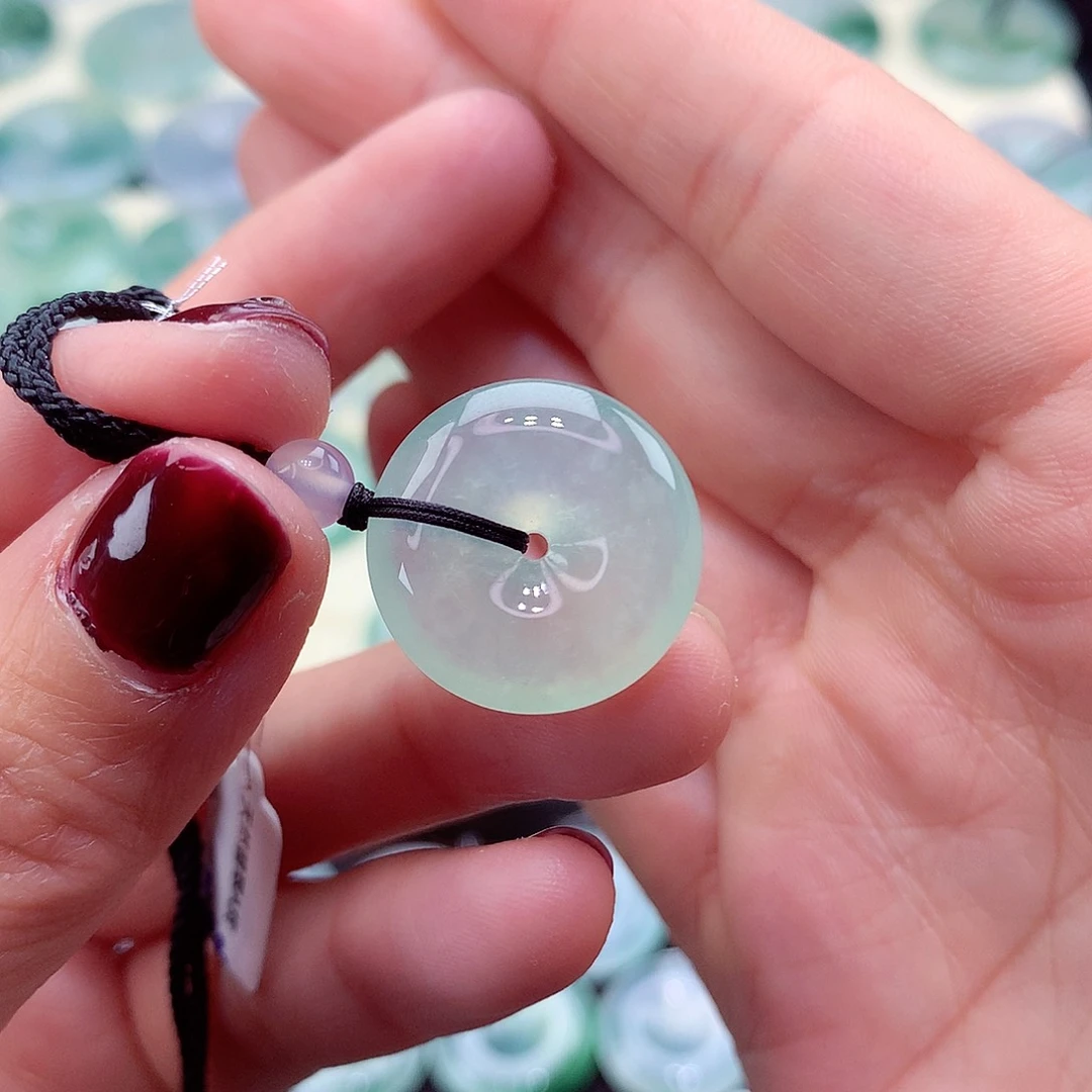 翡翠颈饰未镶嵌49尺寸18.8/5.7