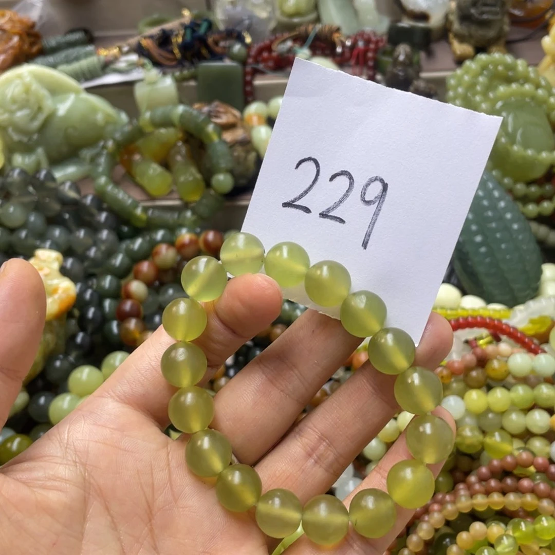 未镶嵌蛇纹石玉手链