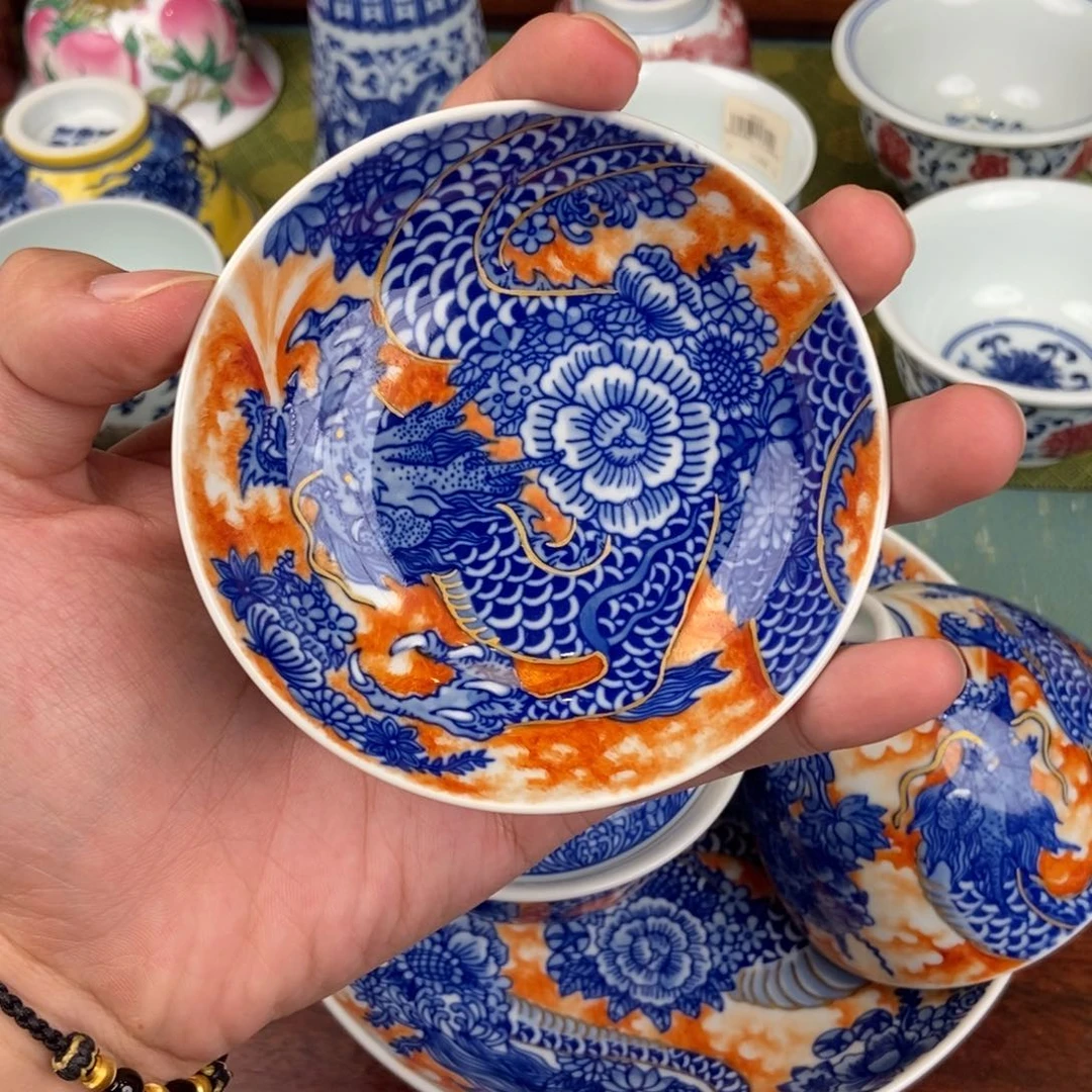 陶瓷的设计师是一个人