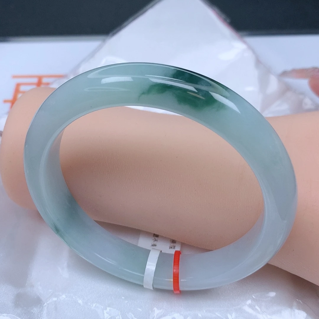 【闪购商品】未镶嵌手镯翡翠，62