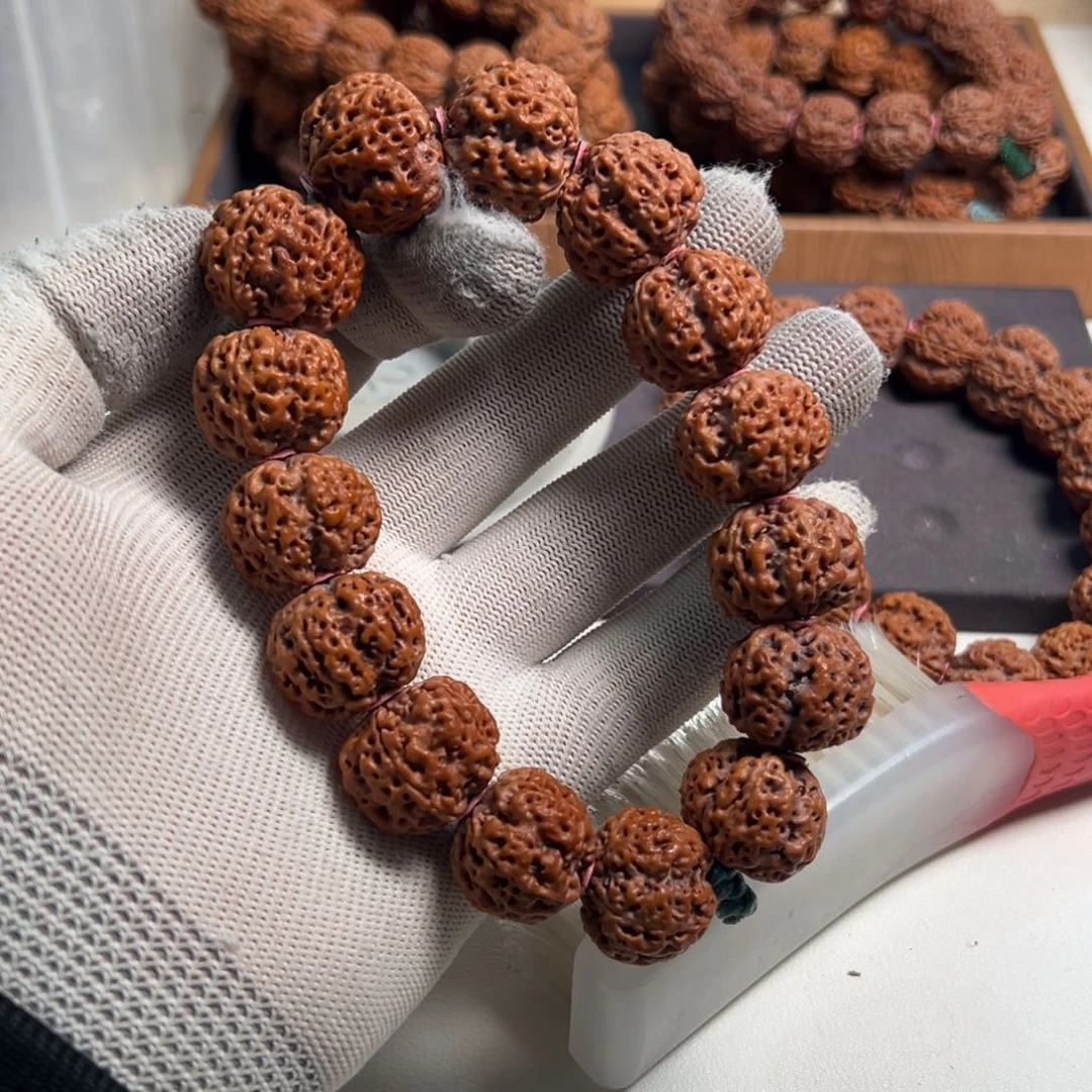 金刚菩提吊坠爆肉梅花双龙A1