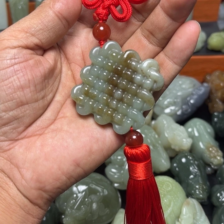 未镶嵌和田玉把件