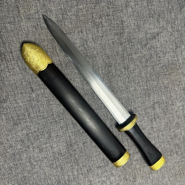 龙泉昊天宝剑一体百炼钢黑檀木铜装剑12寸刀具防身冷兵器未开刃