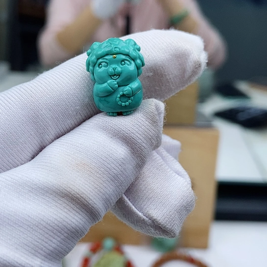 未镶嵌绿松石珠宝奇石