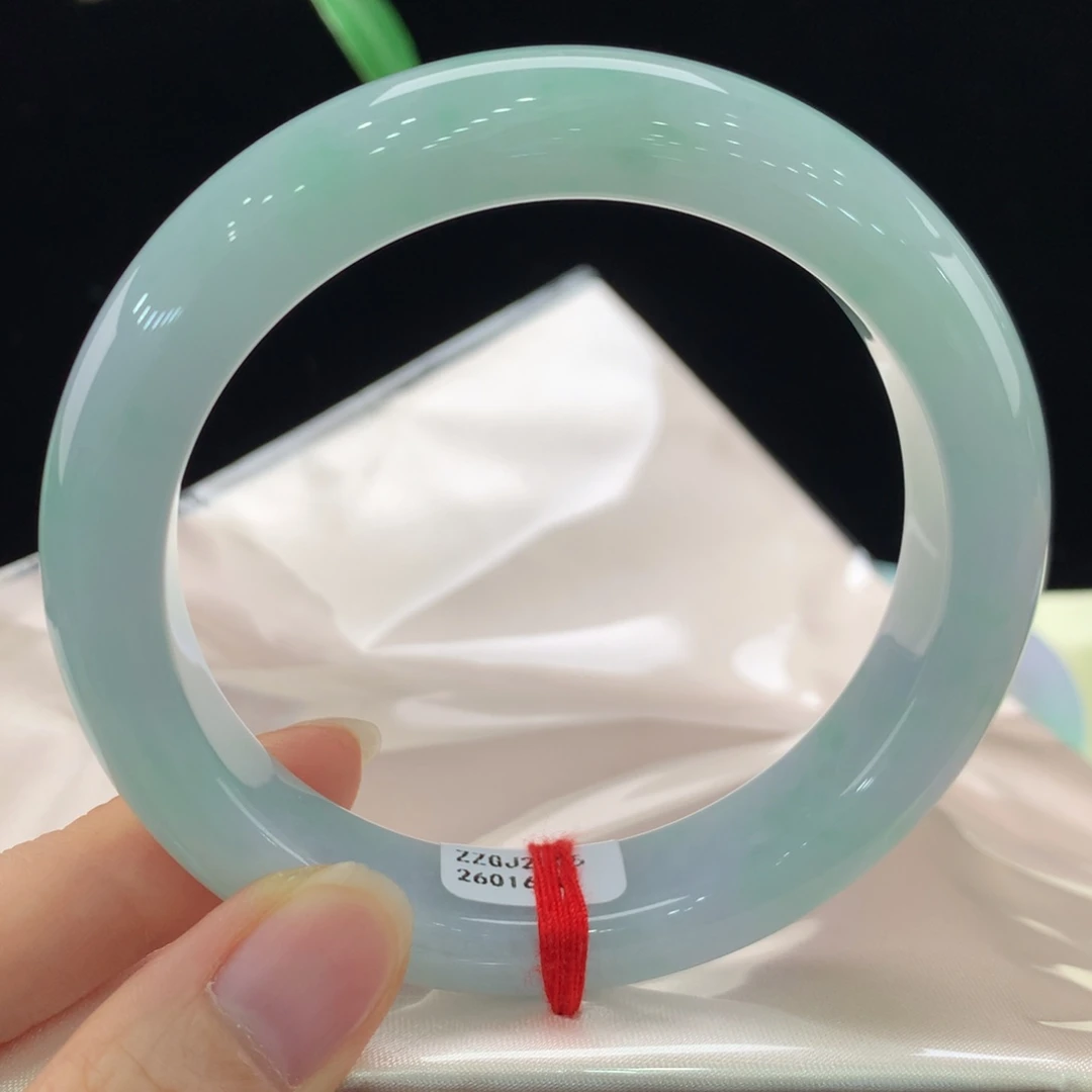 翡翠手镯未镶嵌111-1640