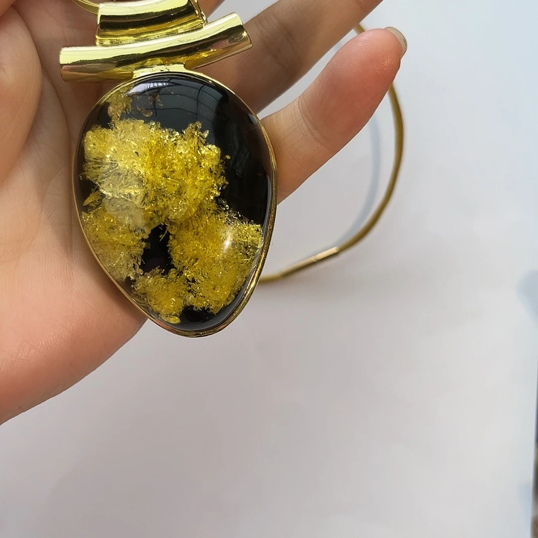 琥珀颈饰未镶嵌吊坠