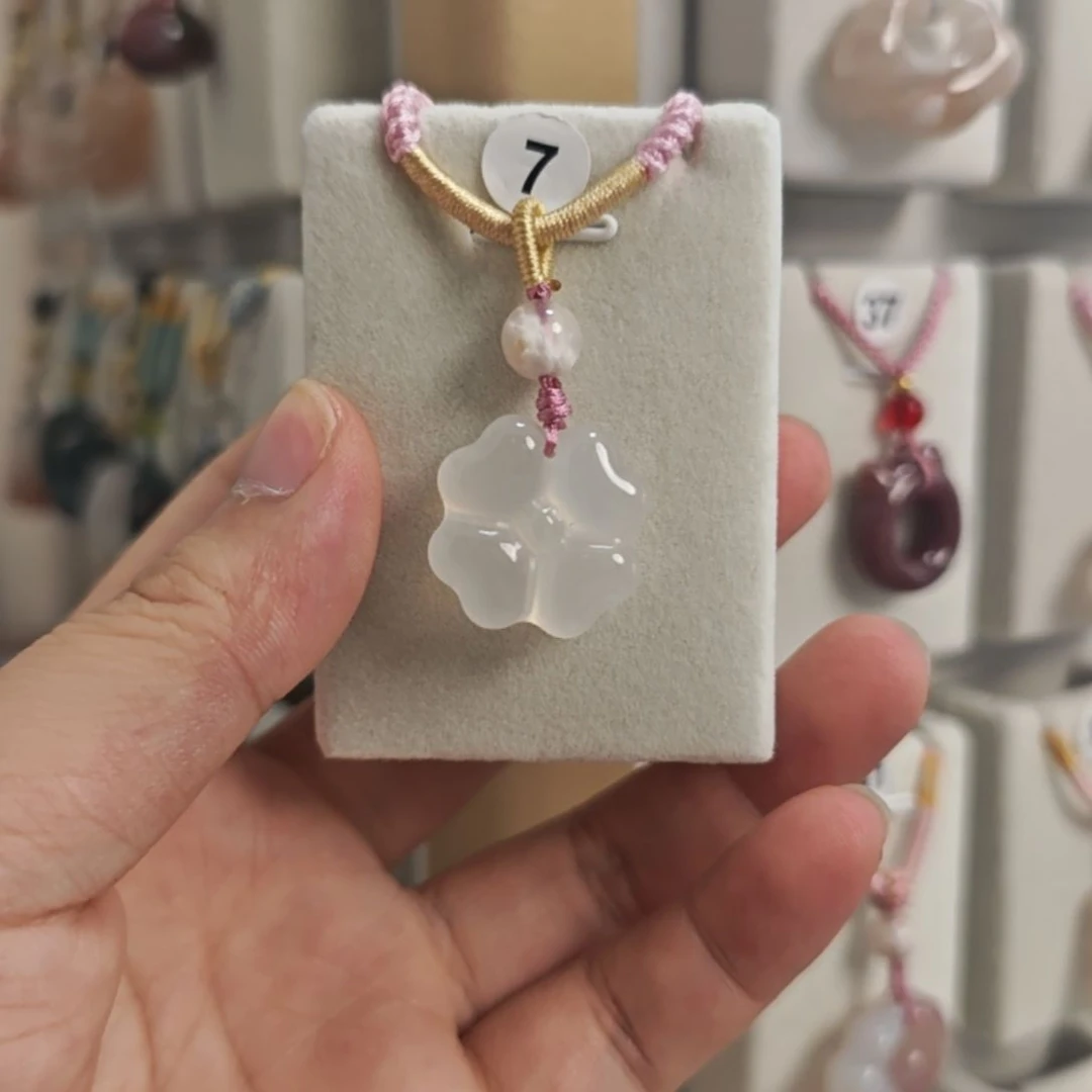 玛瑙/玉髓颈饰合金