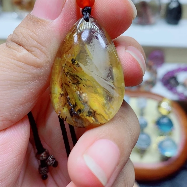 未镶嵌颈饰水晶水晶