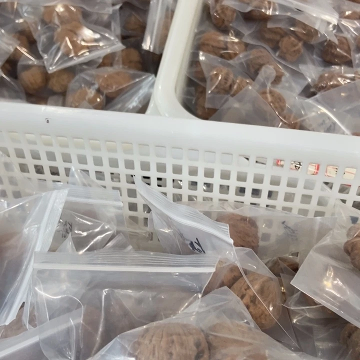 吊坠文玩核桃黄金锤