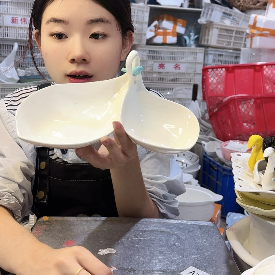 盘微瑕产品………小鸟两格两个