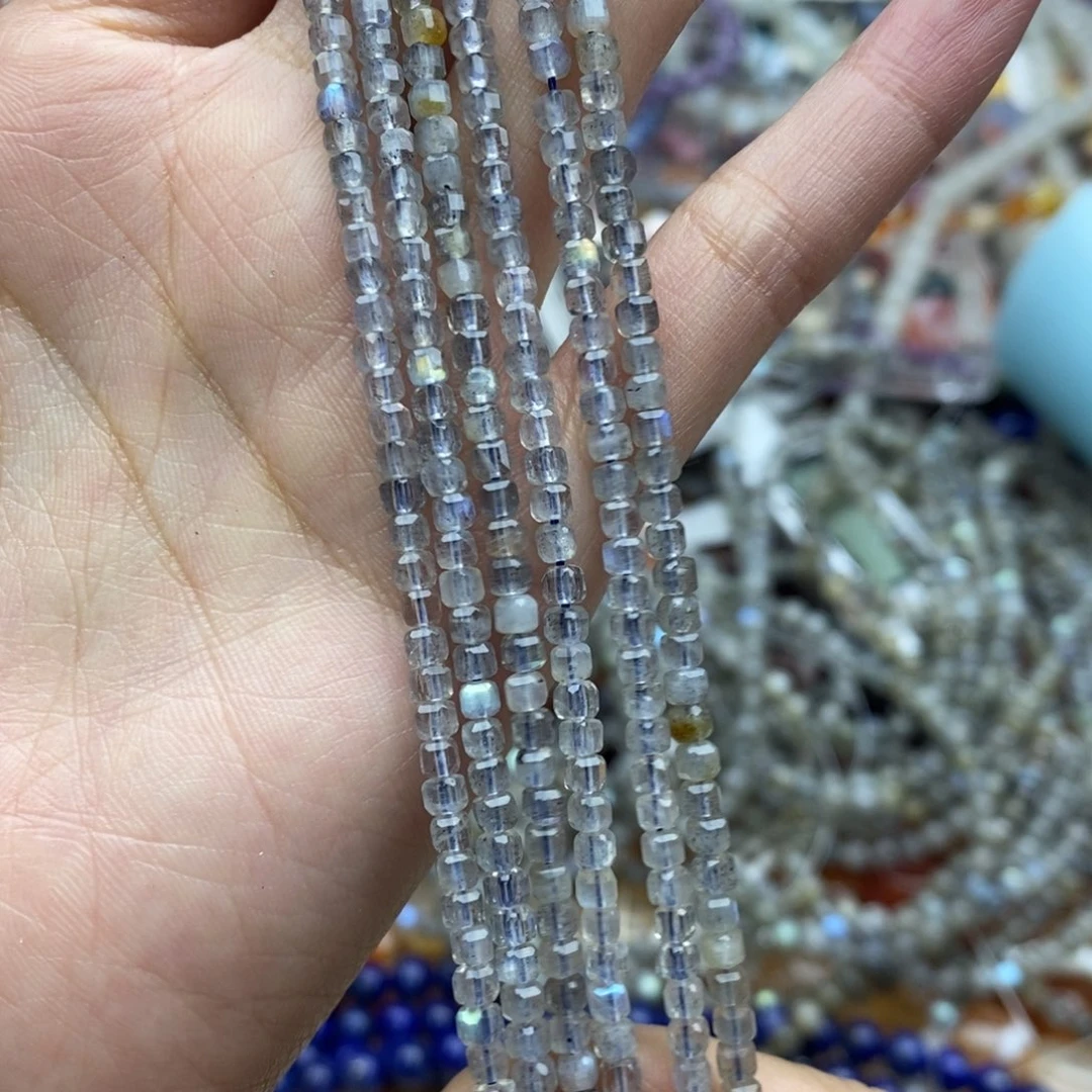 玛瑙/玉髓未镶嵌珠宝半成品一条纯天然冰透灰月光方糖3mm